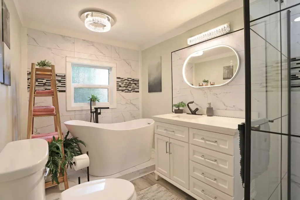 276 Centre Street Tilley AB T0J 3K0