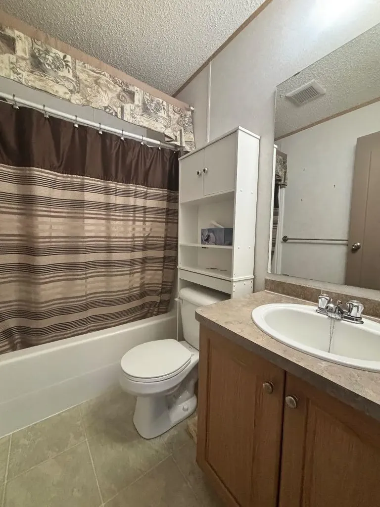9014 89 Avenue Grande Prairie AB T8X 0C4