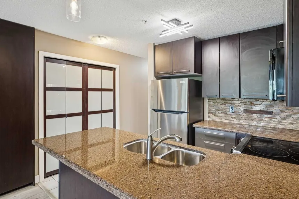 35 Richard Court SW Calgary AB T3E 7N9