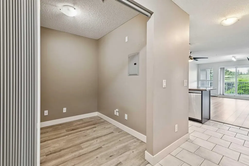 35 Richard Court SW Calgary AB T3E 7N9