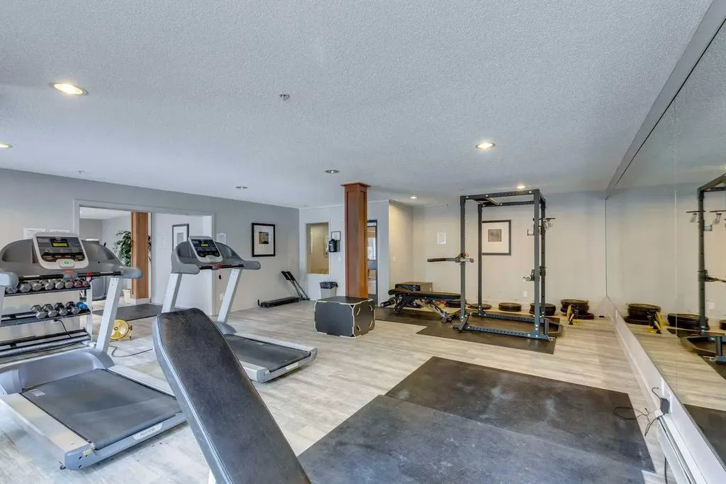 35 Richard Court SW Calgary AB T3E 7N9