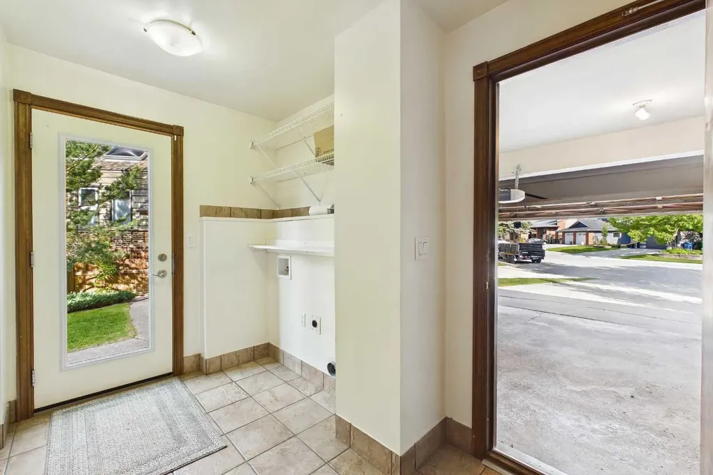 168 Canterville Drive SW Calgary AB T2W3X2