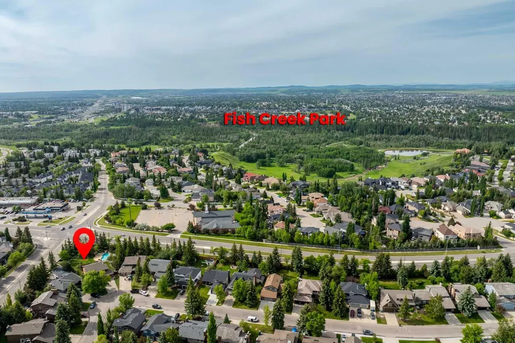 168 Canterville Drive SW Calgary AB T2W3X2