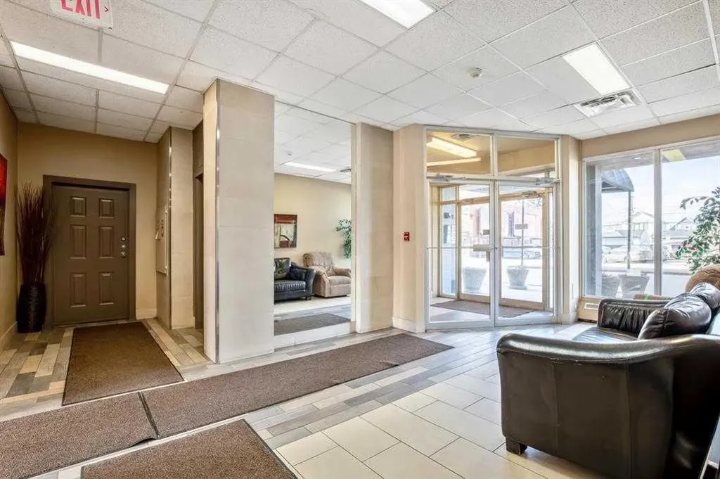 314 14 Street NW Calgary AB T2N1Z8