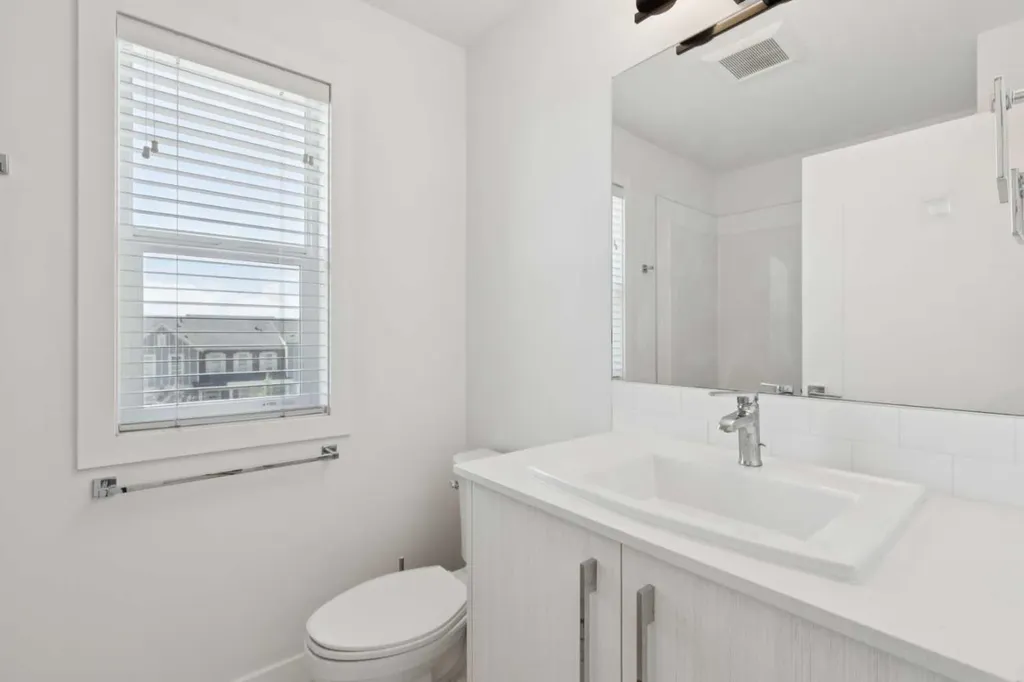 669 Savanna Boulevard NE Calgary AB T3J 2K2