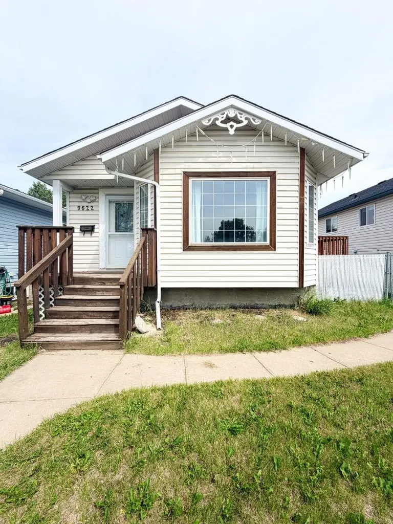 9622 123 Avenue Grande Prairie AB T8V 6Z9