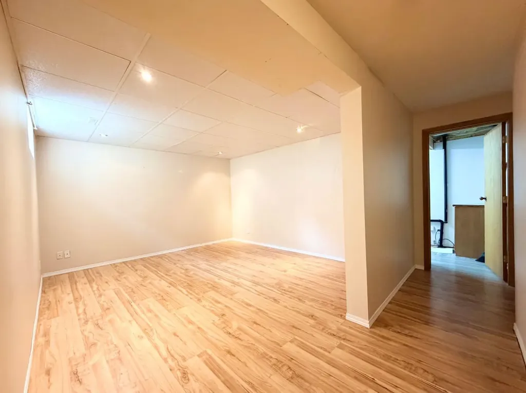 9622 123 Avenue Grande Prairie AB T8V 6Z9