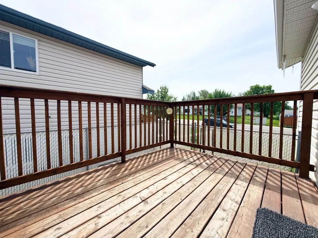 9622 123 Avenue Grande Prairie AB T8V 6Z9