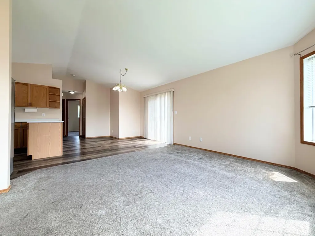 9622 123 Avenue Grande Prairie AB T8V 6Z9