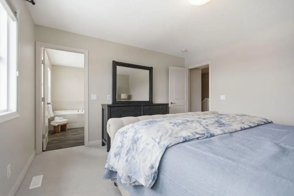 132 Sundown Way Cochrane AB T4C 2M6