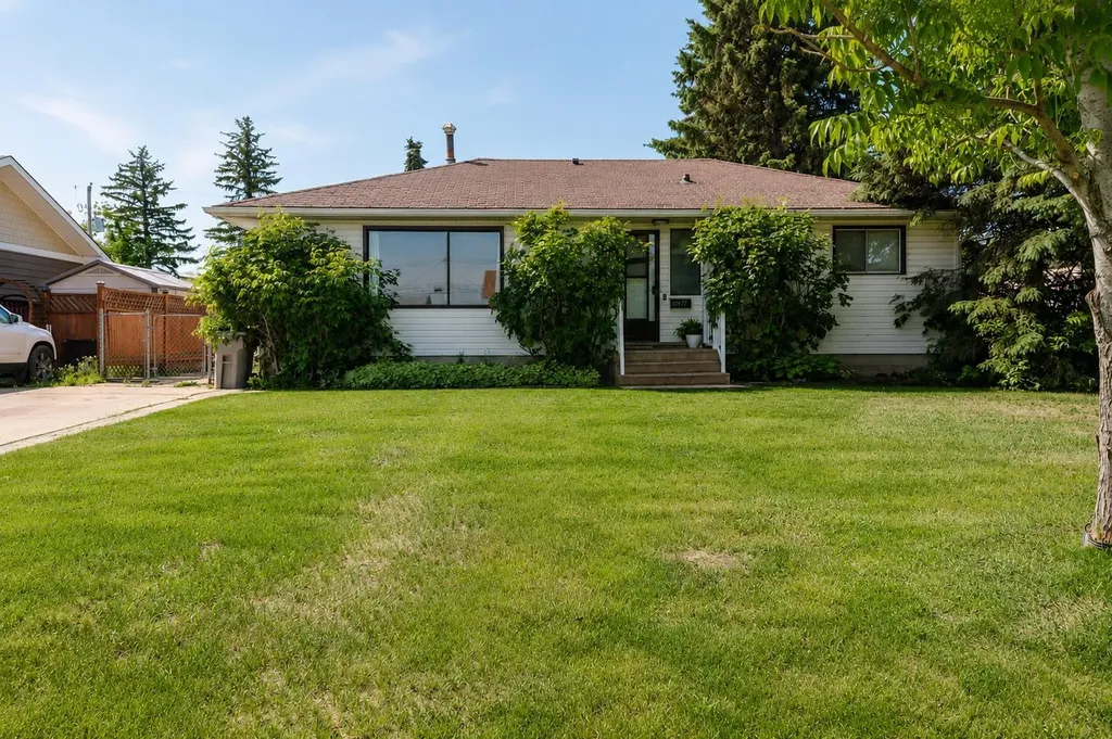 10415 111 Avenue Grande Prairie AB T8V1T9