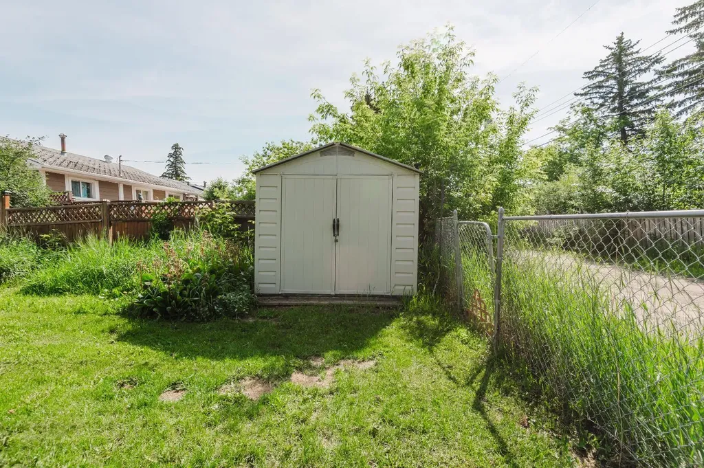 10415 111 Avenue Grande Prairie AB T8V1T9