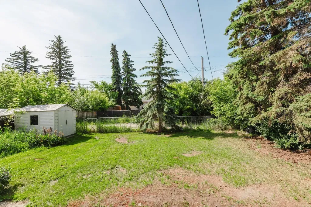 10415 111 Avenue Grande Prairie AB T8V1T9