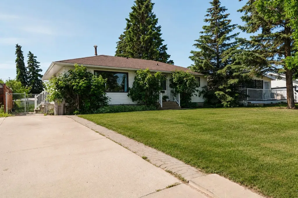 10415 111 Avenue Grande Prairie AB T8V1T9