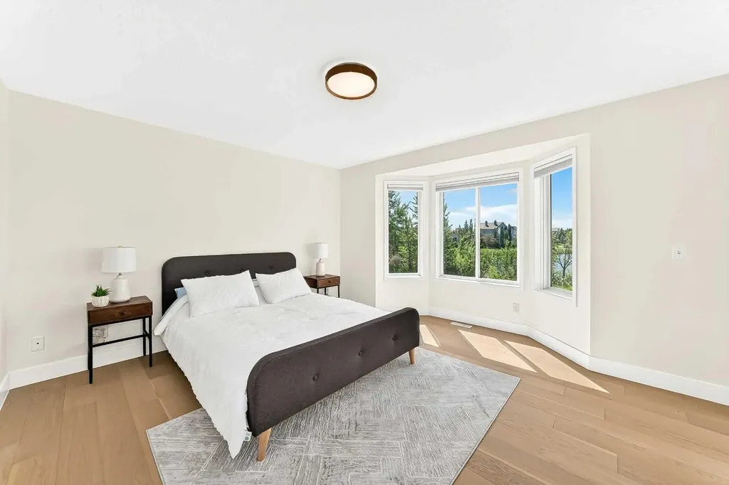 161 West Creek Pond Chestermere AB T1X 1H4