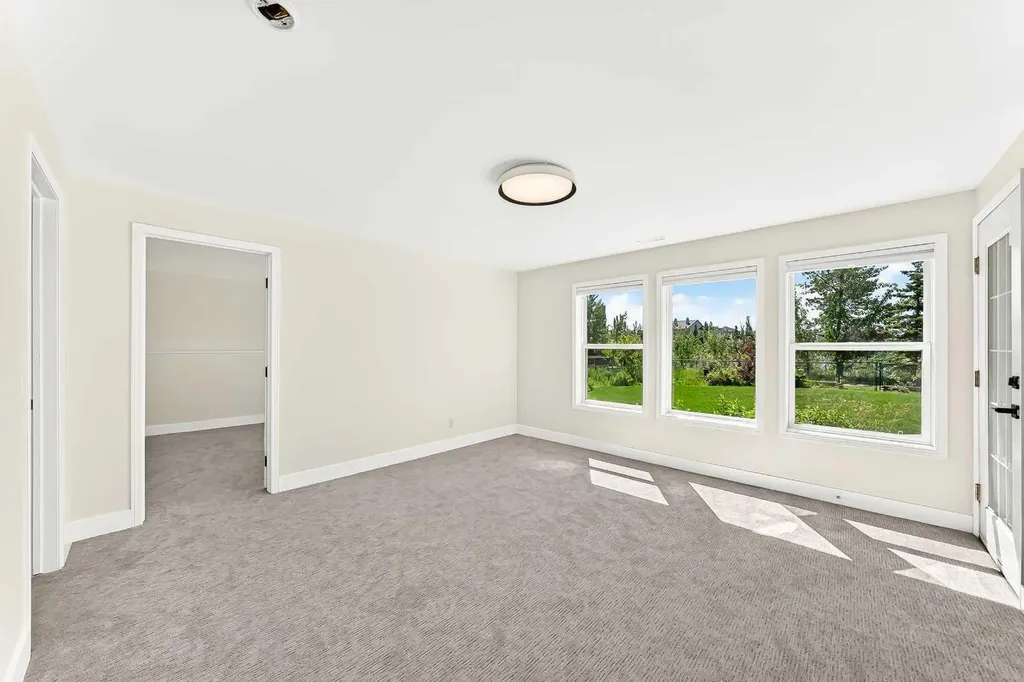 161 West Creek Pond Chestermere AB T1X 1H4