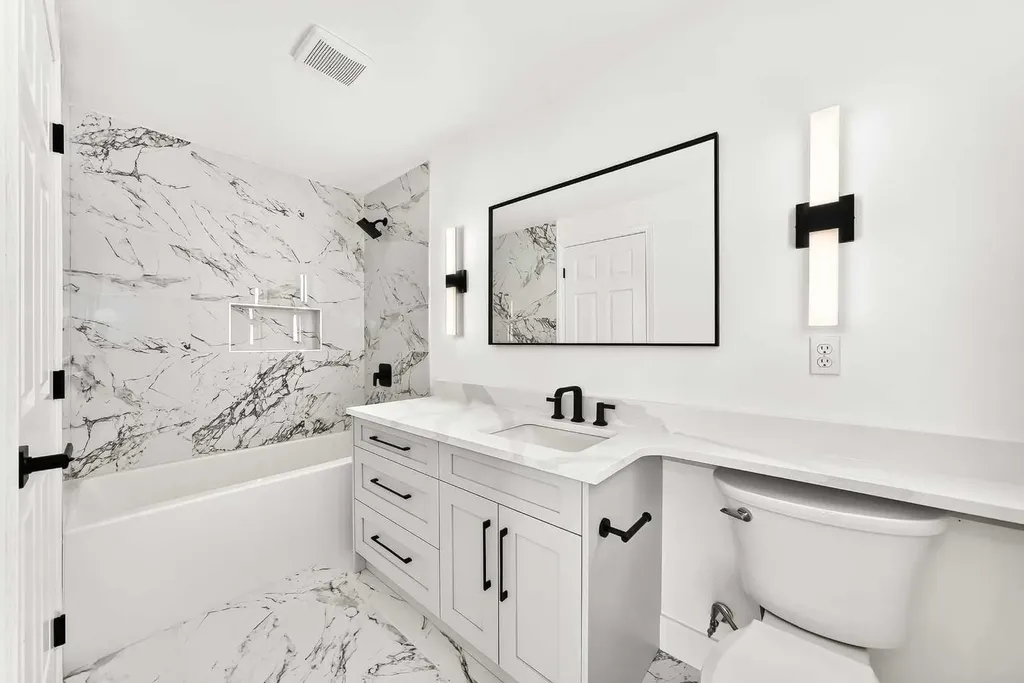 161 West Creek Pond Chestermere AB T1X 1H4