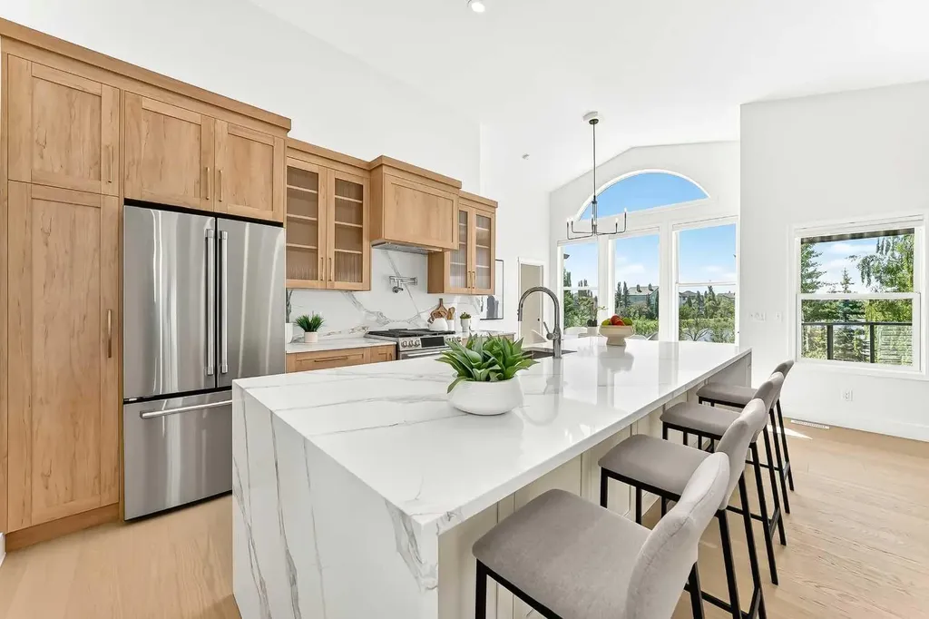 161 West Creek Pond Chestermere AB T1X 1H4
