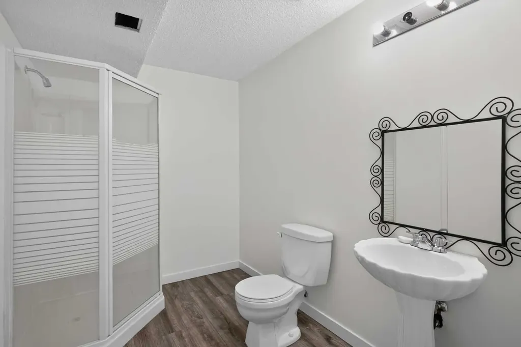 113 Mt Lorette Place SE Calgary AB T2Z 2M1
