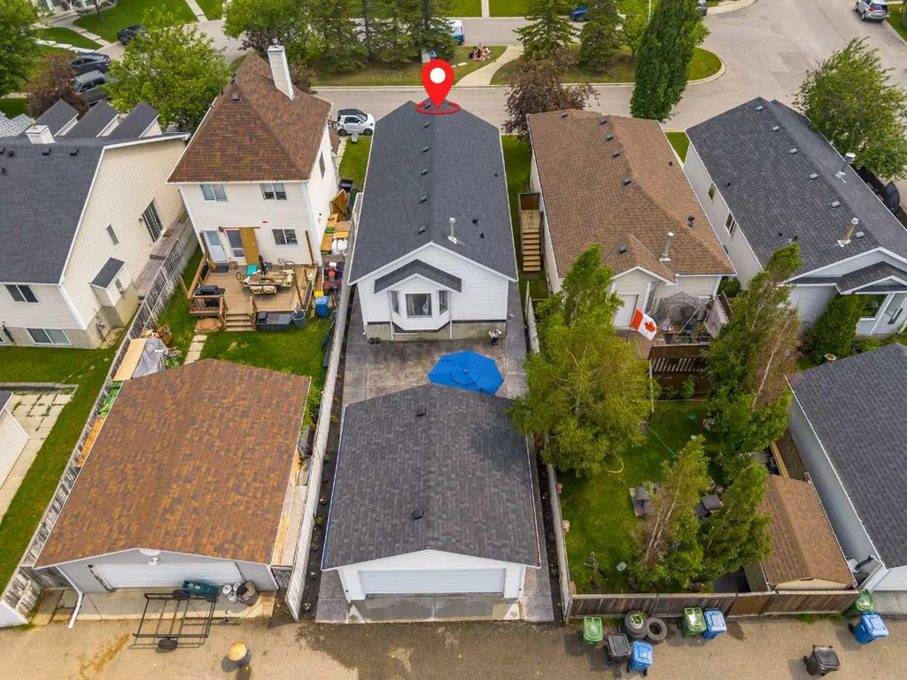 113 Mt Lorette Place SE Calgary AB T2Z 2M1