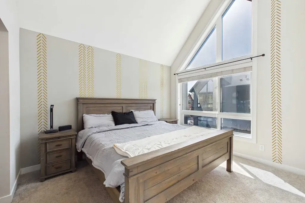 906 Sage Meadows Gardens NW Calgary AB T3P 1K3