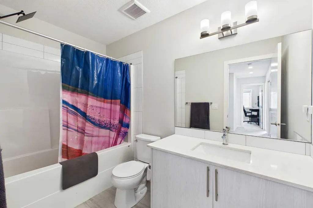 906 Sage Meadows Gardens NW Calgary AB T3P 1K3