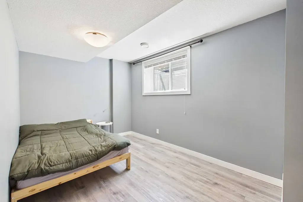 906 Sage Meadows Gardens NW Calgary AB T3P 1K3