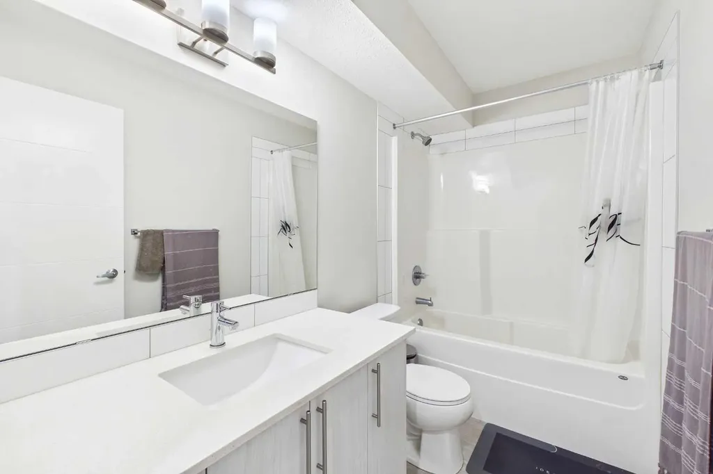 906 Sage Meadows Gardens NW Calgary AB T3P 1K3