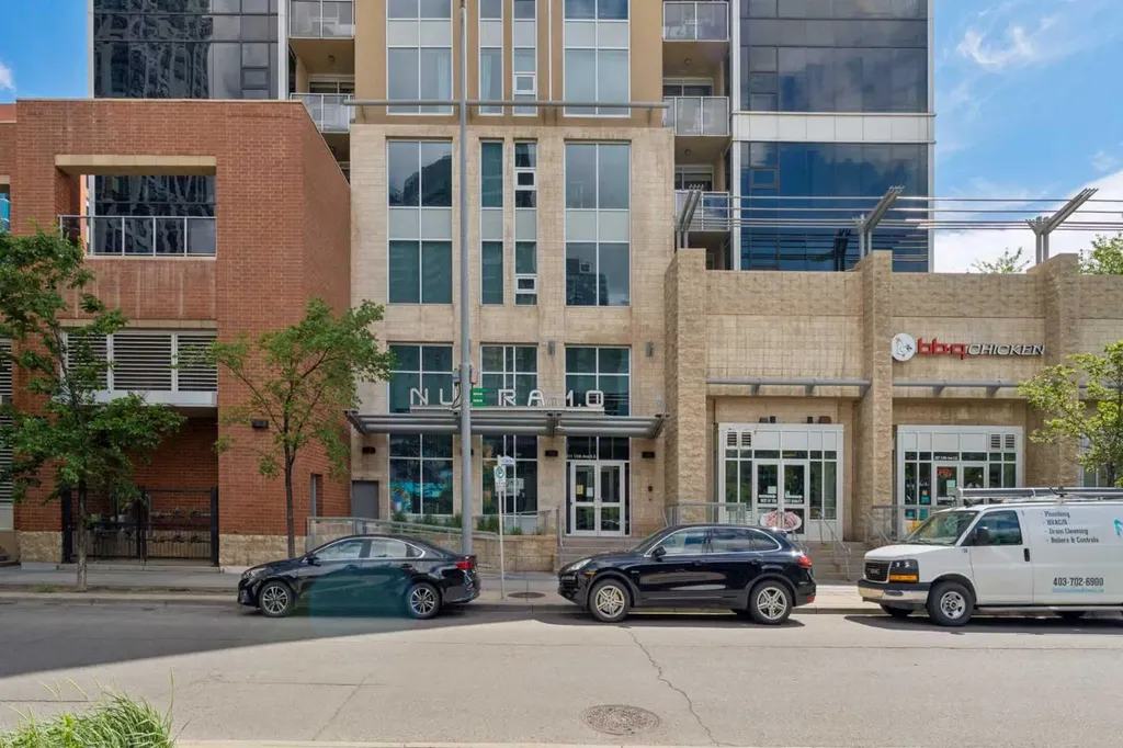 211 13 Avenue SE Calgary AB T2G 1E1