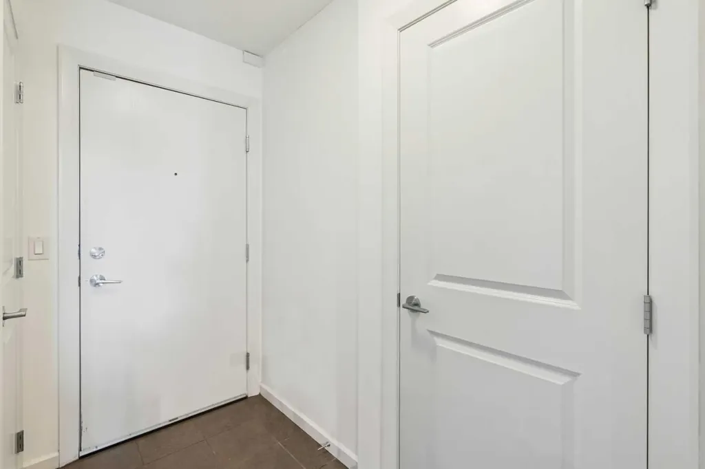 211 13 Avenue SE Calgary AB T2G 1E1