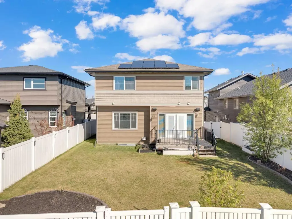 25 Lazaro Close Red Deer AB T4R 0R6