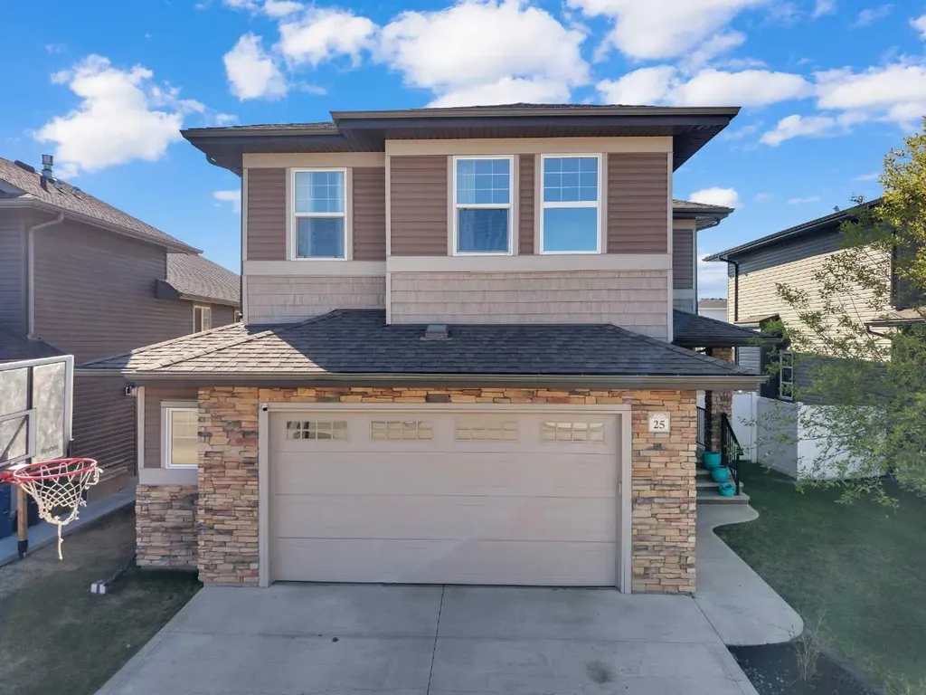 25 Lazaro Close Red Deer AB T4R 0R6