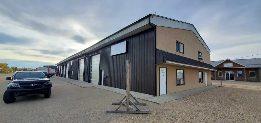 3701 37 Street Whitecourt AB T7S 1N8