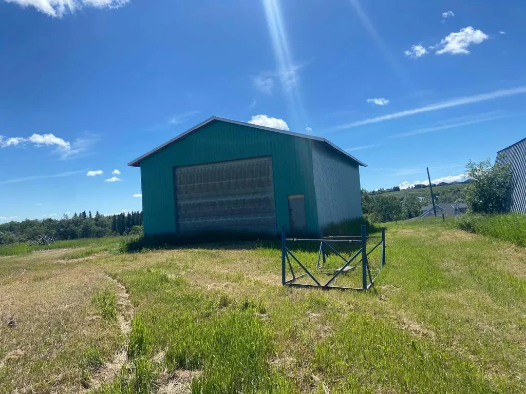 1040 Beaver Drive Pincher Creek AB T0K 1W0