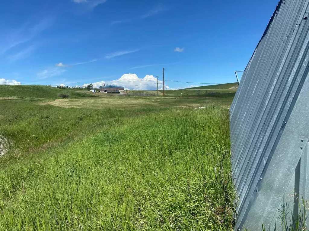 1040 Beaver Drive Pincher Creek AB T0K 1W0