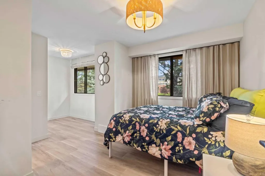 140 Point Drive NW Calgary AB T3B 4W3