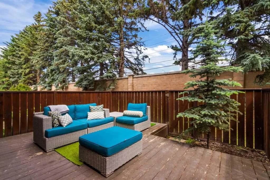 140 Point Drive NW Calgary AB T3B 4W3