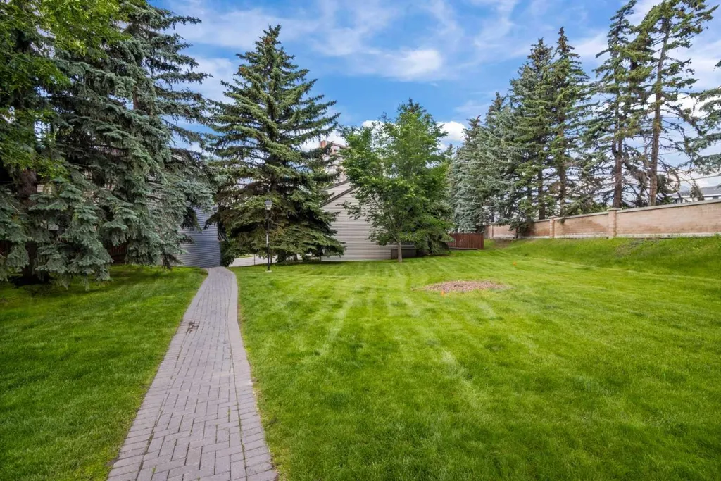 140 Point Drive NW Calgary AB T3B 4W3