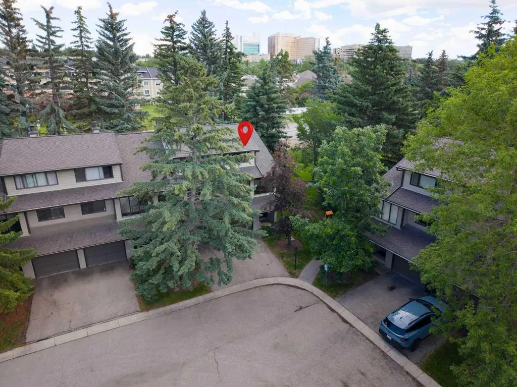 140 Point Drive NW Calgary AB T3B 4W3