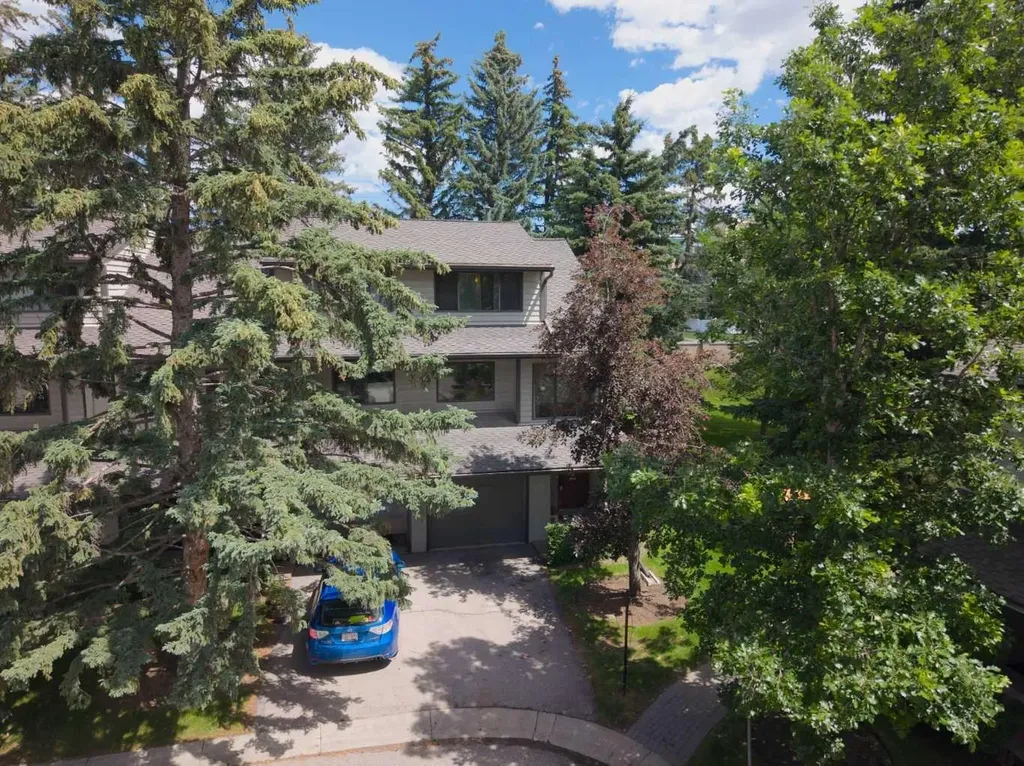140 Point Drive NW Calgary AB T3B 4W3