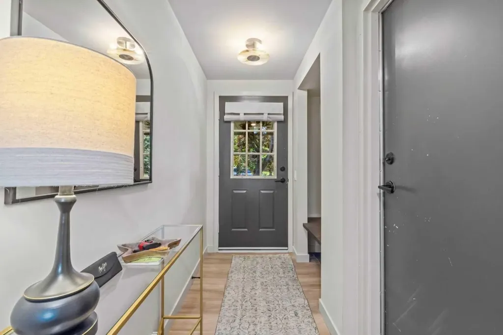 140 Point Drive NW Calgary AB T3B 4W3