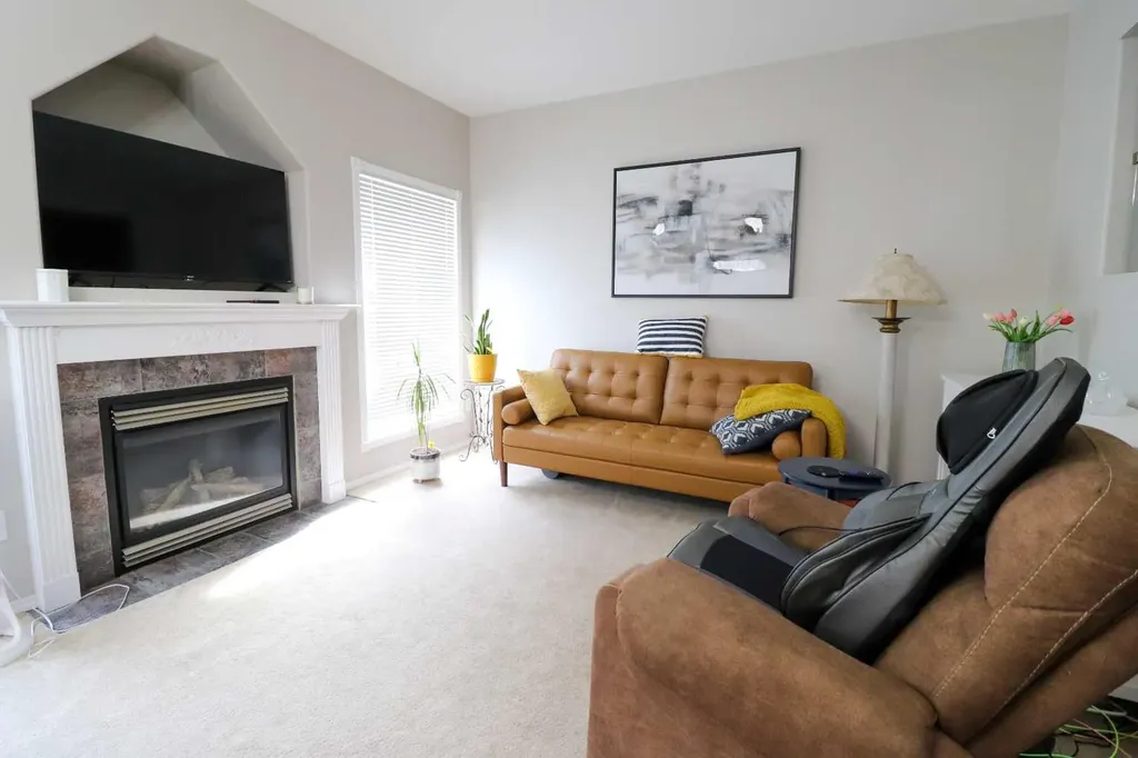 305 Addington Drive Red Deer AB T4R 3H7
