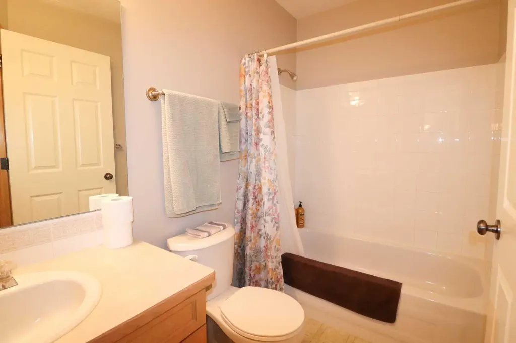 305 Addington Drive Red Deer AB T4R 3H7