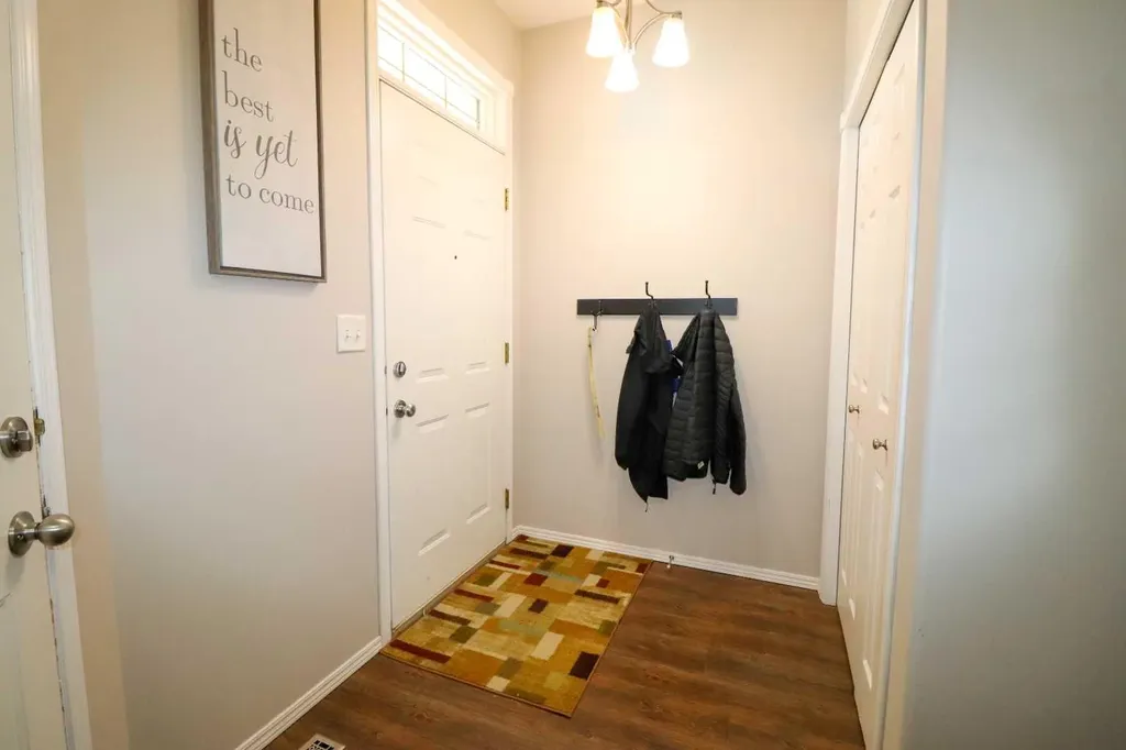 305 Addington Drive Red Deer AB T4R 3H7