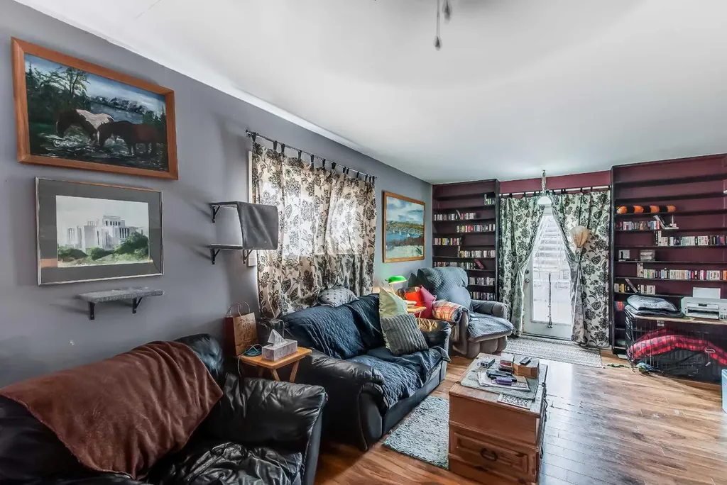 223 Fairchild Street SW Medicine Hat AB T1A7Z6