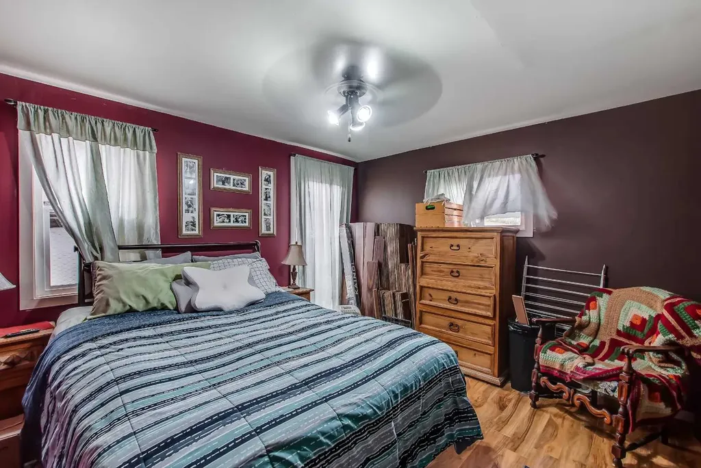 223 Fairchild Street SW Medicine Hat AB T1A7Z6