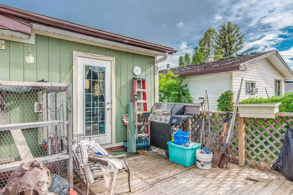 223 Fairchild Street SW Medicine Hat AB T1A7Z6