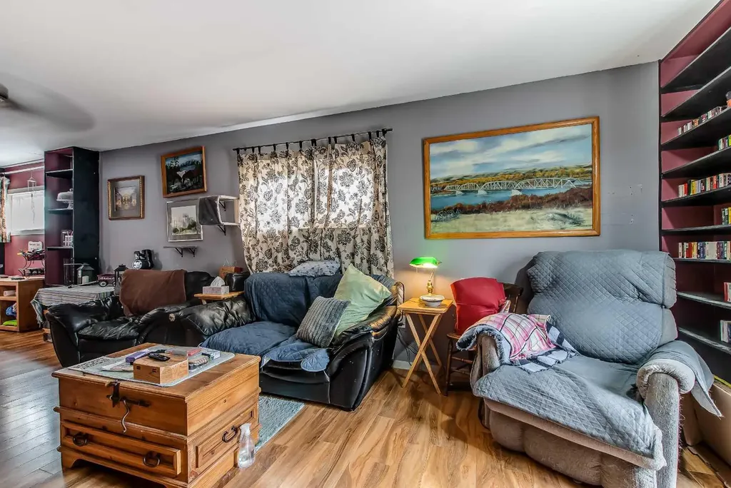 223 Fairchild Street SW Medicine Hat AB T1A7Z6