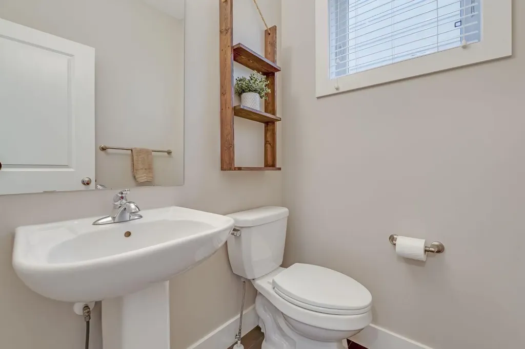 198 Mahogany Passage SE Calgary AB T3M 2J7