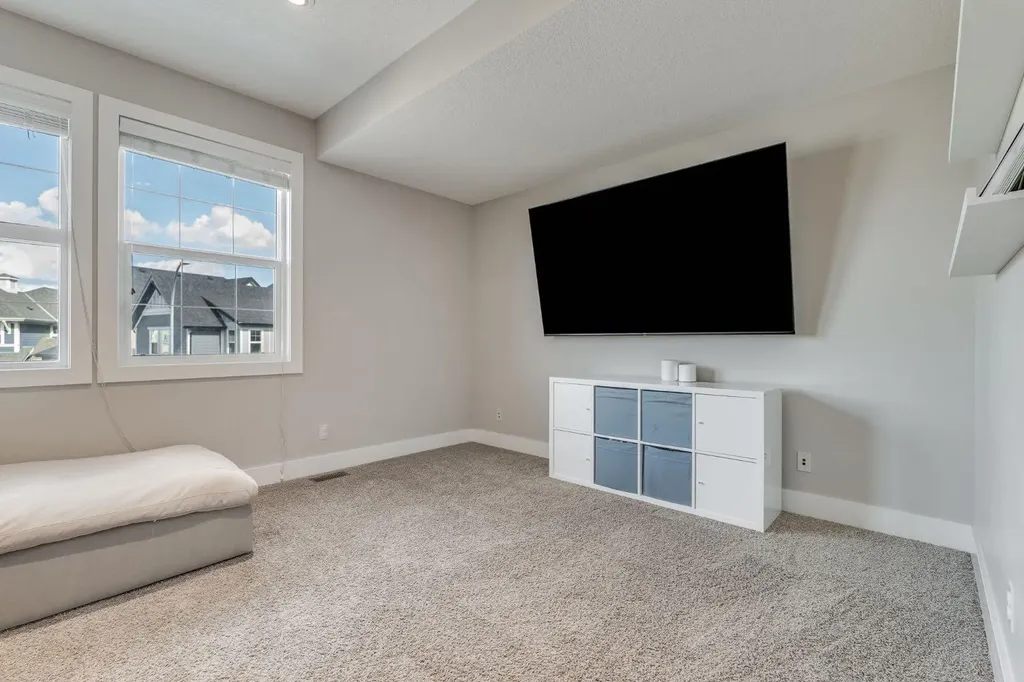198 Mahogany Passage SE Calgary AB T3M 2J7